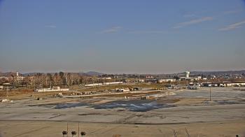 Weather camera view of Harrisburg International Airport.