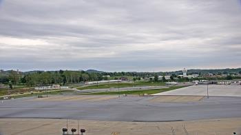 Weather camera view of Harrisburg International Airport.