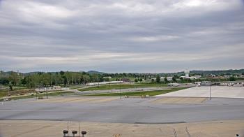 Weather camera view of Harrisburg International Airport.