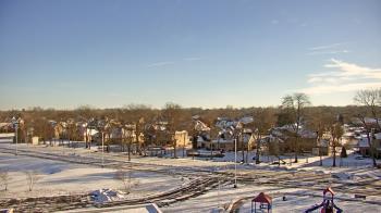 Weather camera view of Morris Elementary School.