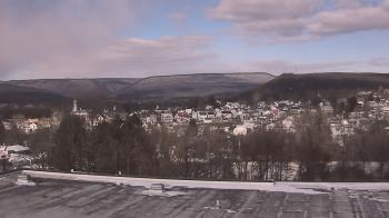 Weather camera view of Juniata High School.