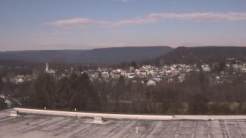 Weather camera view of Juniata High School.