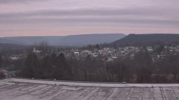Weather camera view of Juniata High School.