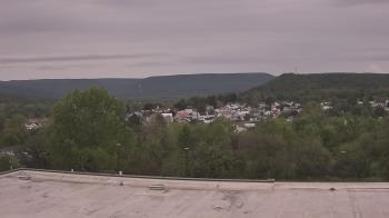 Weather camera view of Juniata High School.