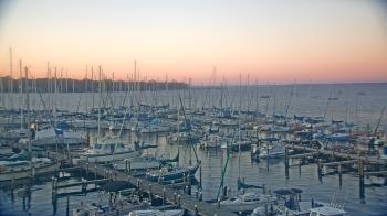 Weather camera view of Mandarin Holiday Marina.