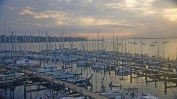 Weather camera view of Mandarin Holiday Marina.