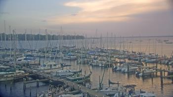 Weather camera view of Mandarin Holiday Marina.