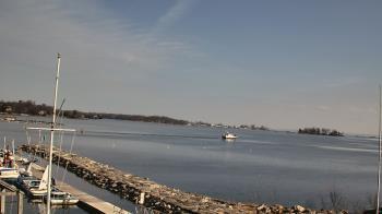 Weather camera view of Beach Point Club.