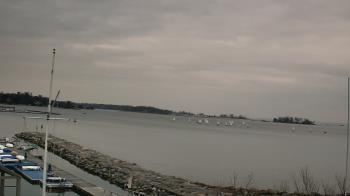 Weather camera view of Beach Point Club.