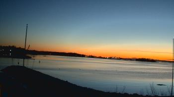 Weather camera view of Beach Point Club.