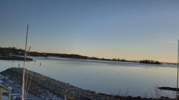 Weather camera view of Beach Point Club.