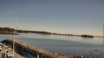 Weather camera view of Beach Point Club.