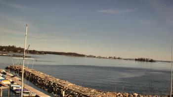 Weather camera view of Beach Point Club.