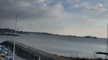 Weather camera view of Beach Point Club.