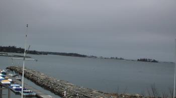 Weather camera view of Beach Point Club.