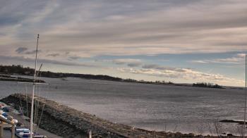 Weather camera view of Beach Point Club.