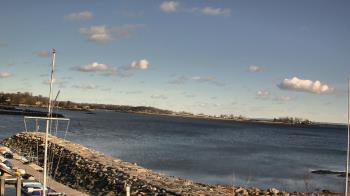 Weather camera view of Beach Point Club.