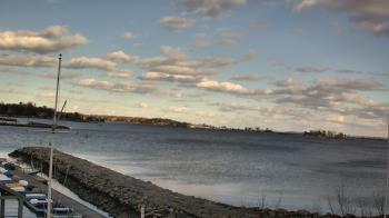 Weather camera view of Beach Point Club.