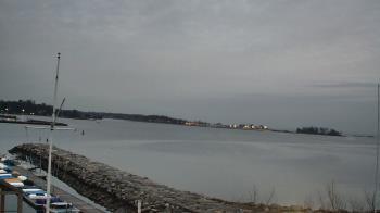 Weather camera view of Beach Point Club.