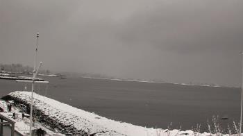 Weather camera view of Beach Point Club.