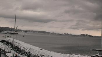 Weather camera view of Beach Point Club.