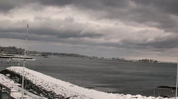 Weather camera view of Beach Point Club.