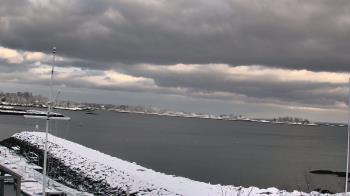 Weather camera view of Beach Point Club.