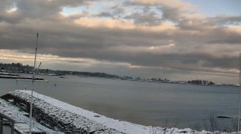 Weather camera view of Beach Point Club.