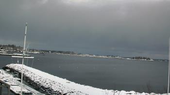 Weather camera view of Beach Point Club.