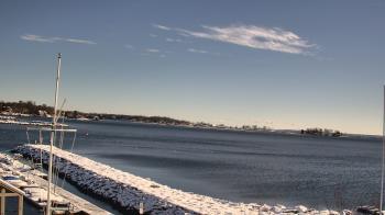 Weather camera view of Beach Point Club.