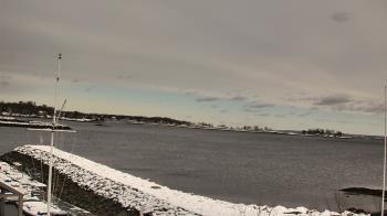 Weather camera view of Beach Point Club.