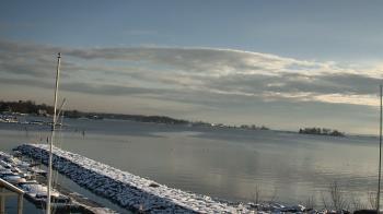 Weather camera view of Beach Point Club.
