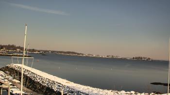 Weather camera view of Beach Point Club.