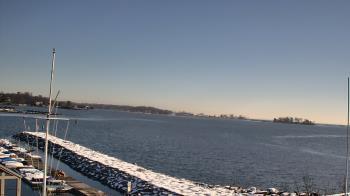 Weather camera view of Beach Point Club.