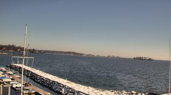 Weather camera view of Beach Point Club.