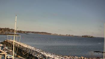 Weather camera view of Beach Point Club.