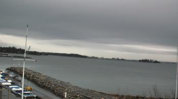 Weather camera view of Beach Point Club.