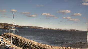 Weather camera view of Beach Point Club.