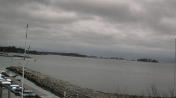 Weather camera view of Beach Point Club.