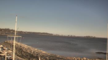 Weather camera view of Beach Point Club.