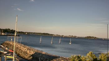 Weather camera view of Beach Point Club.