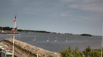Weather camera view of Beach Point Club.