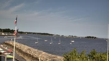 Weather camera view of Beach Point Club.