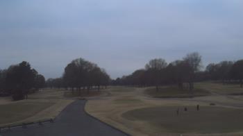 Weather camera view of Windyke Country Club.