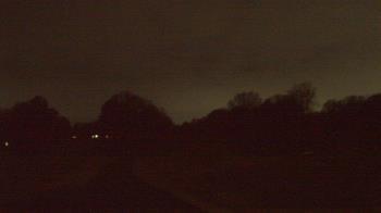 Weather camera view of Windyke Country Club.