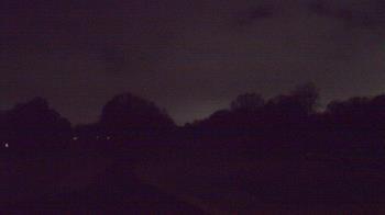 Weather camera view of Windyke Country Club.