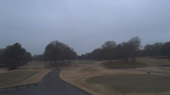 Weather camera view of Windyke Country Club.
