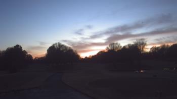 Weather camera view of Windyke Country Club.