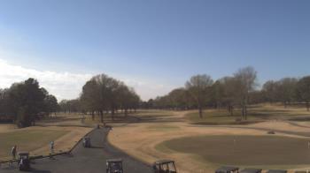 Weather camera view of Windyke Country Club.