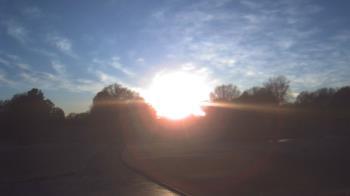 Weather camera view of Windyke Country Club.